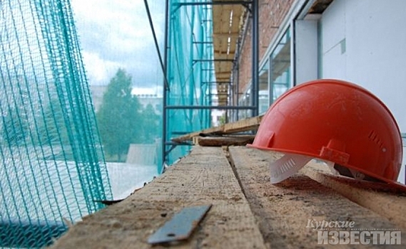 В Курске погиб строитель, сорвавшись с 7 этажа