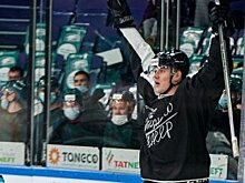 Судьи отменили удаление Сафонова до конца матча после просмотра (ВИДЕО)