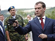 Медведев и Захарова ответили на призыв главы СНБО Украины уничтожить Россию