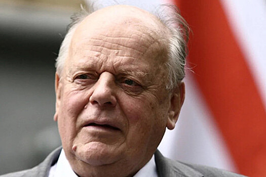 Шушкевич обвинил Горбачева во лжи о распаде СССР