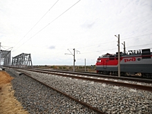 Пожар на железной дороге в Волгоградской области вызвал сход поезда