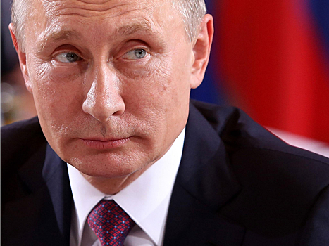 И снова только Путин: медицинские маски как зеркало русской власти