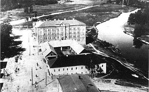 День в истории: победа казанской рапиристки на ЧМ, "Арзамас-16" и праздник смеха