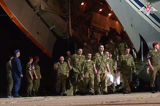 Минобороны: в Москву доставили освобожденных из плена российских военных