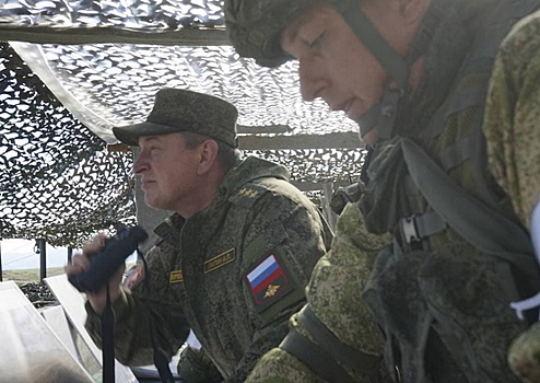 Командующий войсками ЦВО проинспектировал горное мотострелковое соединение в Республике Тыва