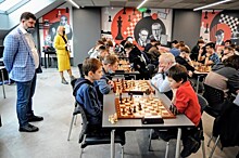 Ученики «Воробьевых гор» сыграли на взрослых чемпионатах Москвы по быстрым шахматам