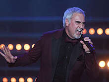 Mash: осудивший СВО певец Валерий Меладзе планирует вернуться в Россию