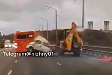 Опубликовано видео страшного ДТП на Мызинском мосту
