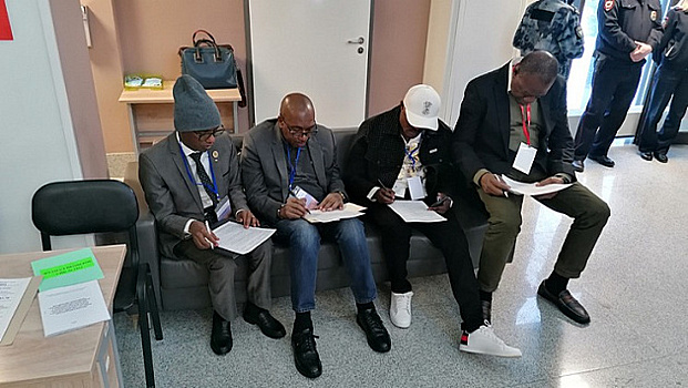 На новосибирские избирательные участки прибыли международные наблюдатели