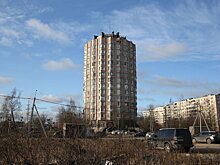 Как выглядят уникальные дома-стаканы Петербурга