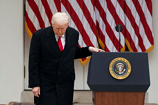 Трамп вновь чуть не уснул на встрече с министрами