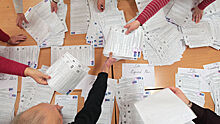 Документы для участия в выборах губернатора Петербурга подали 25 человек