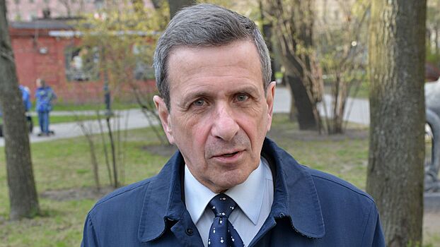 Пользователи Сети назвали предателем сына Бориса Смолкина