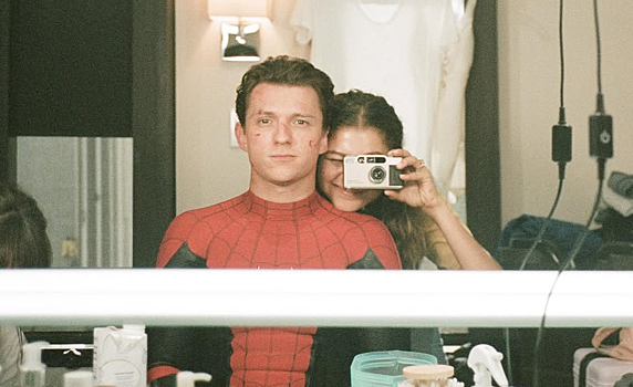 Голливудская история любви: Том Холланд и Зендея тайно обручились