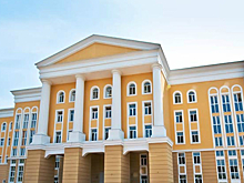 Академия Андрияки приглашает на выставку фарфора