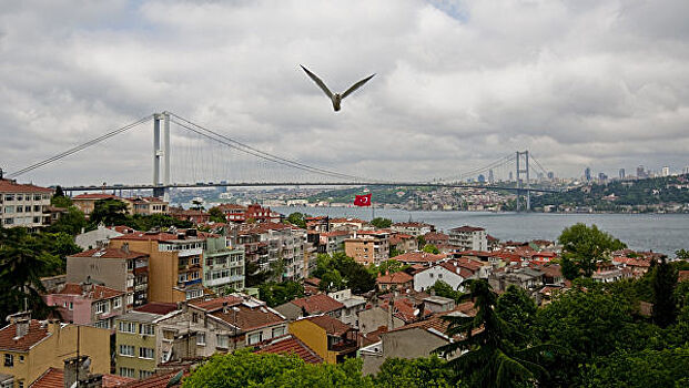 В Стамбуле эвакуировали посетителей дворца правосудия