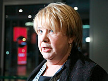 Колотивший за пьянство Догилеву ее экс-муж прослезился на похоронах рассекретившего их драки продюсера