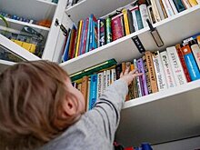 Москвичам посоветовали книги для домашнего прочтения