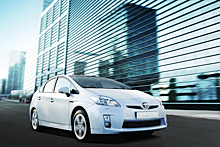 Toyota отзывает миллионы гибридных автомобилей