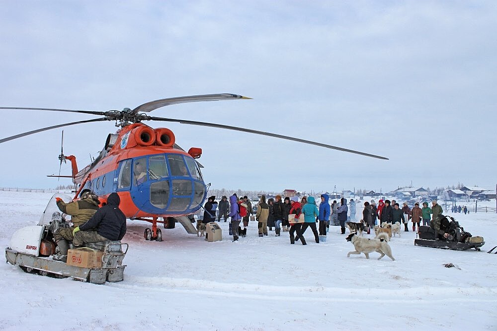 В арктические села Якутии авиация завезла свежие овощи к Новому году