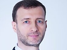 Рубль находится под давлением из-за бегства инвесторов от рисков, - Владислав Антонов,аналитик компании "Альпари"