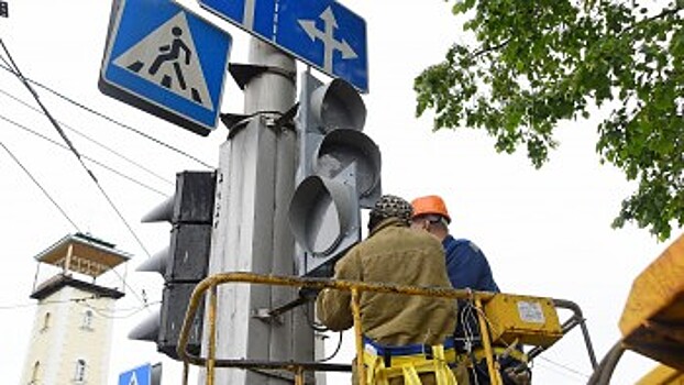 К осени вологодские светофоры настроят на «зеленую волну»