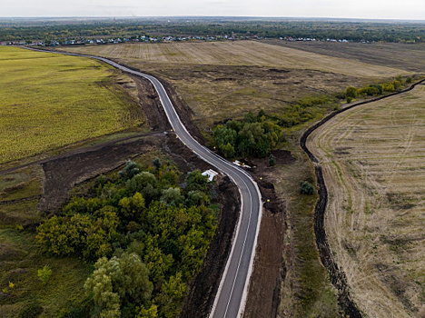 В Кинель-Черкасском районе отремонтировали два участка автодороги