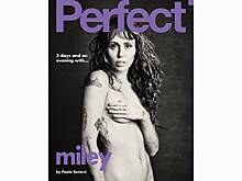 Майли Сайрус полностью обнажилась на съемках для журнала