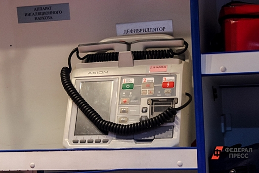 Взорвавшееся колесо стало причиной аварии на трассе М-11 под Москвой