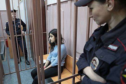 Прокуратура попросила признать доказанной вину Хачатуряна по делу о насилии над дочерьми