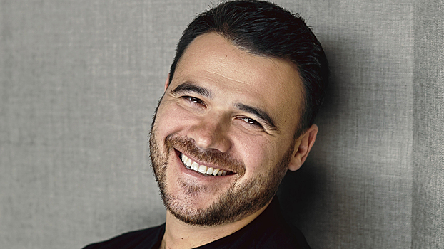 Снял Трампа, пел с Магомаевым: тайный путь Эмина Агаларова