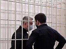 Татарстанский таможенник спрятал "исчезнувшие" $200 взятки в туалете