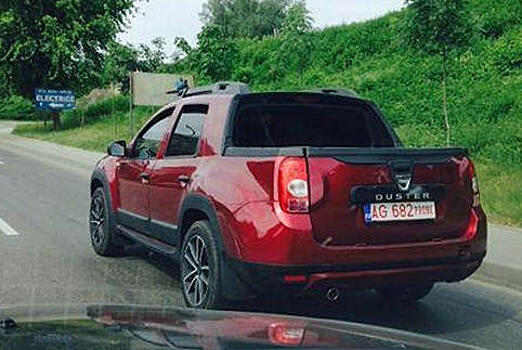 В Румынии сфотографировали пикап «Дастер» с двойной кабиной