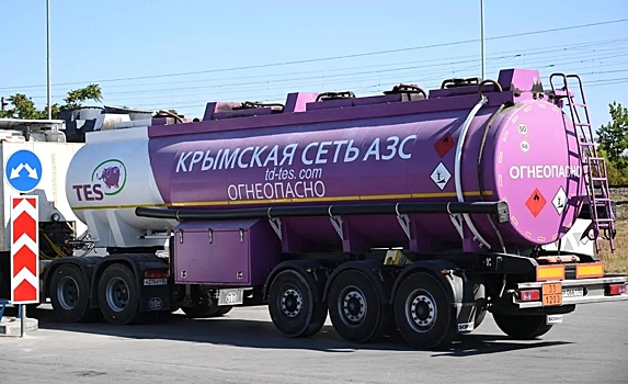 Топливный кризис в Крыму: цены на бензин заморожены на месяц