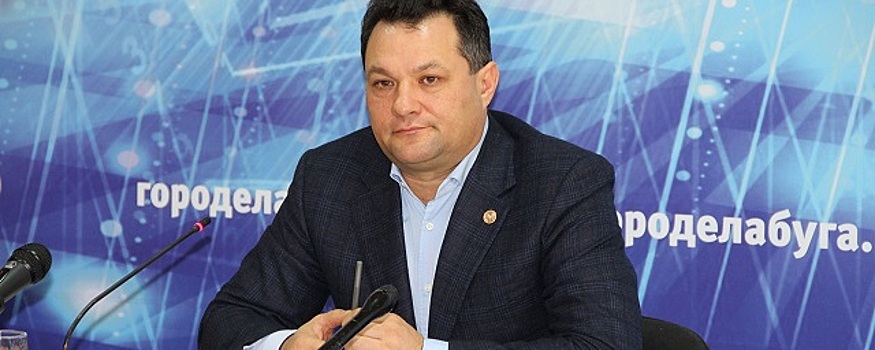 Мэр Елабуги Рустем Нуриев извинился за слова о непривитых пенсионерах