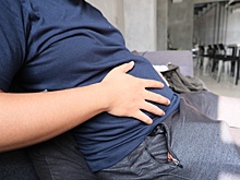 Врачи объяснили, что нужно съесть вечером, чтобы убрать жир на животе