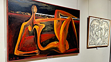 В энгельсской галерее открылась выставка картин и скульптур 18+