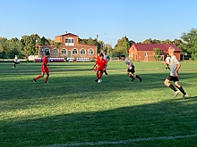 Выселковская команда стала второй на домашнем первенстве района по футболу (фото)