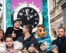 На Большой Морской улице появились часы, отсчитывающие время до старта Евро-2020