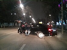 Перед часом пик «Тойота» заблокировала Большую Горную