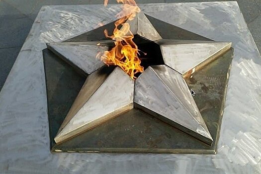 Приемная губернатора на сайте «КП»: в Кирово-Чепецке привели в порядок мемориал у Вечного огня