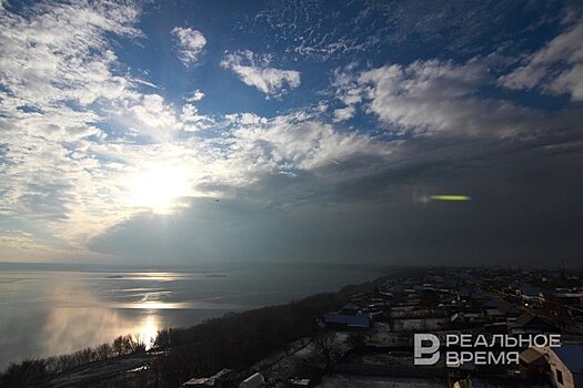 В Татарстане открыли ледовую переправу через реку Каму