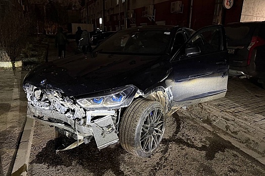 В Смоленске пьяный водитель на BMW устроил массовое ДТП