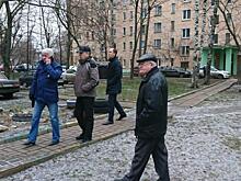 Глава управы Дмитровского района проконтролировал качество уборки дворовых территорий