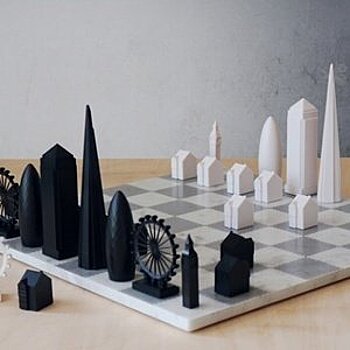 Архитекторы придумали шахматы с фигурами в виде культовых сооружений Лондона