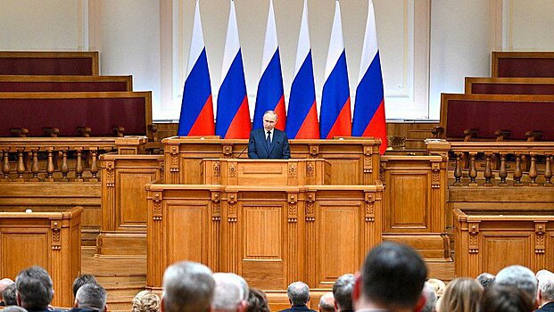 Выступление Президента РФ на встрече с членами Совета законодателей РФ