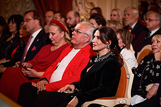 Жасмин получила театральную премию за спектакль «Буратино и золотой ключик»