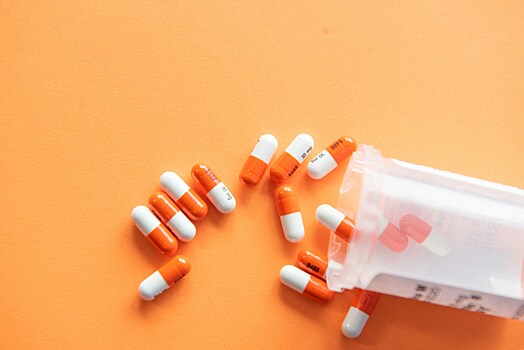 Пульмонолог посоветовала не принимать антибиотики без назначения врача