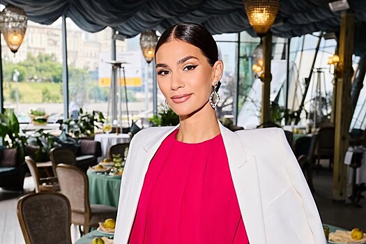 Настасья Шубская поделилась фото из Стамбула