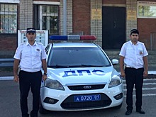 Полицейские из Адыгеи сопроводили до больницы едва не родившую в пробке женщину